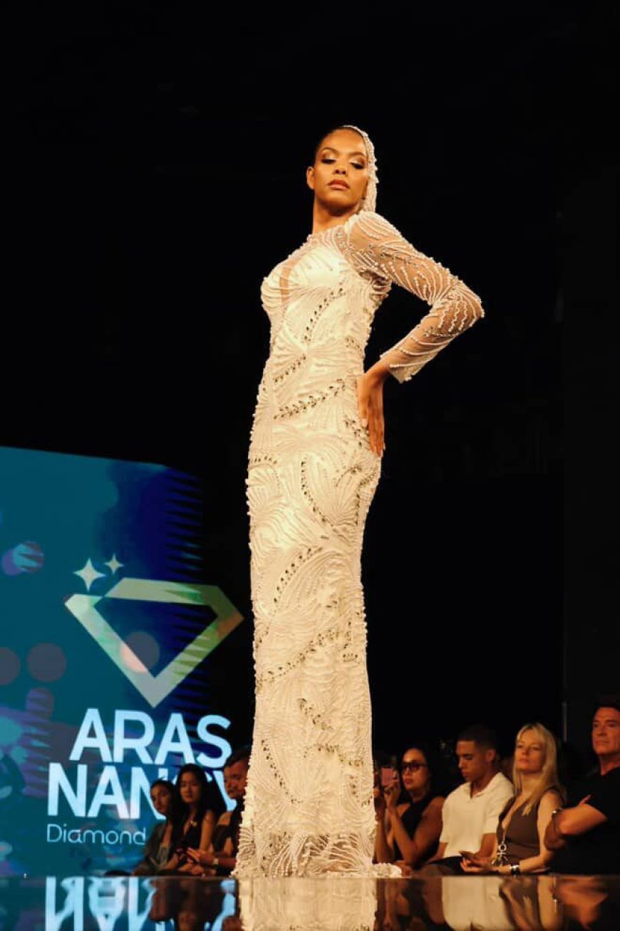 Whitney Shikongo nas passarelas do New York Fashion Week “ A arte Angolana está viva “