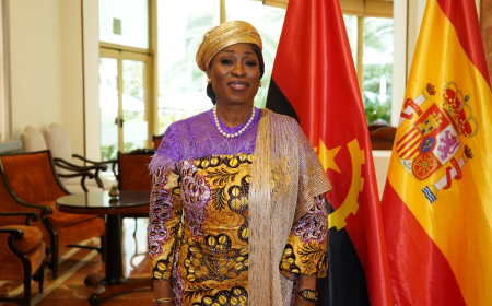 Madrid comemora o 50.º aniversário da independência angolana