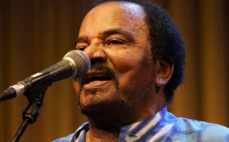 Para Bonga, Reconhecimento da Bugatti é Motivo de Gratidão