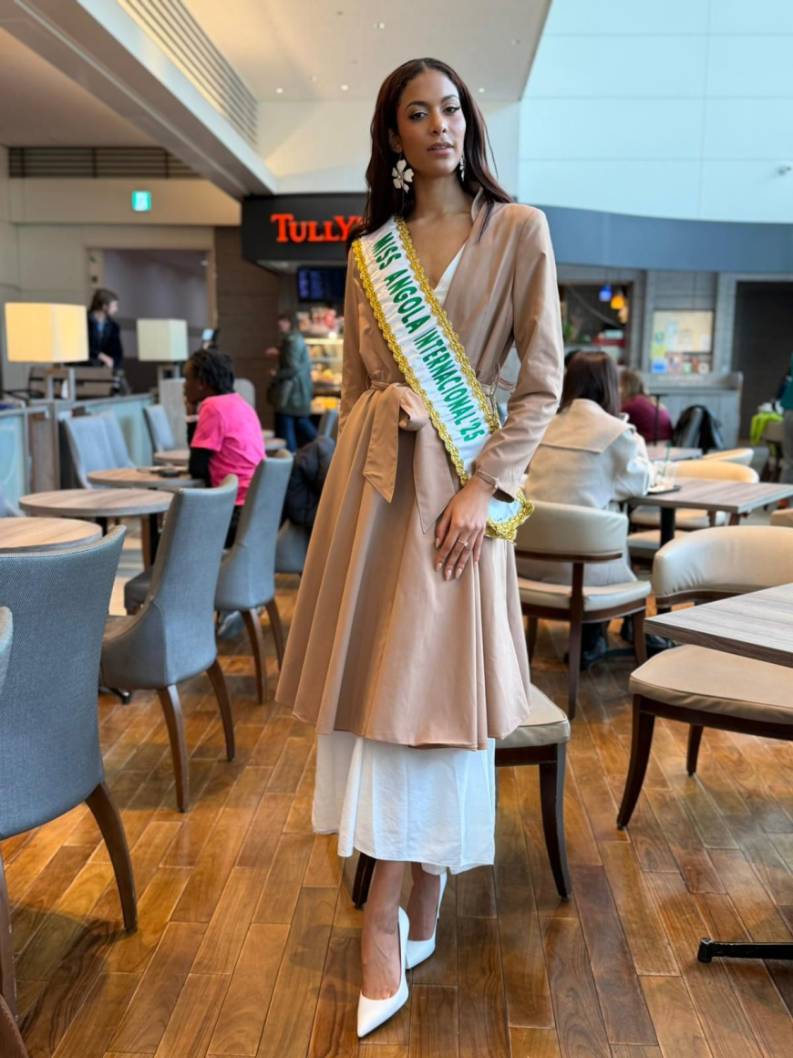 Lauriela Martins leva a elegância angolana ao palco mundial no Miss International 2025, em Tóquio