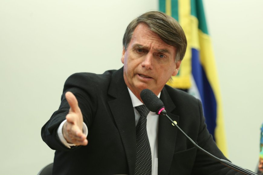 "Ex-presidente do Brasil, Jair Bolsonaro, Tem Prisão Preventiva Determinada"