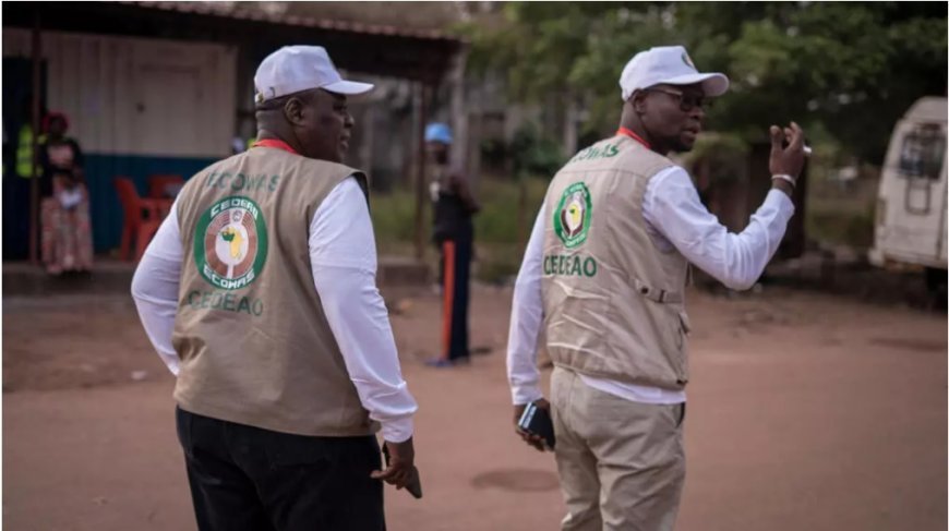 Missão presidencial internacional desembarca na Guiné-Bissau para negociar saída da crise