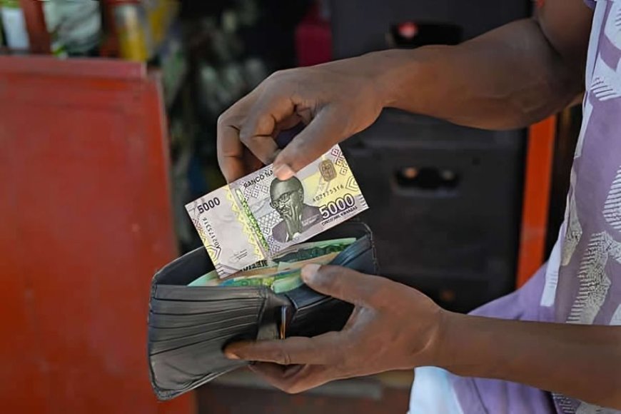 Função Pública terá reajuste salarial de 10% a partir de Janeiro