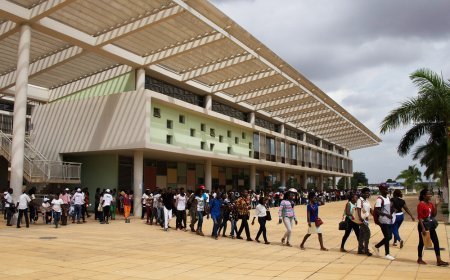 Executivo dá luz verde à construção de edifícios da Universidade Agostinho Neto