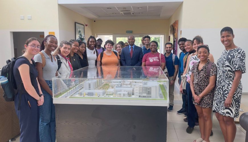 Universitários norte-americanos partilham experiências académicas e culturais em Luanda